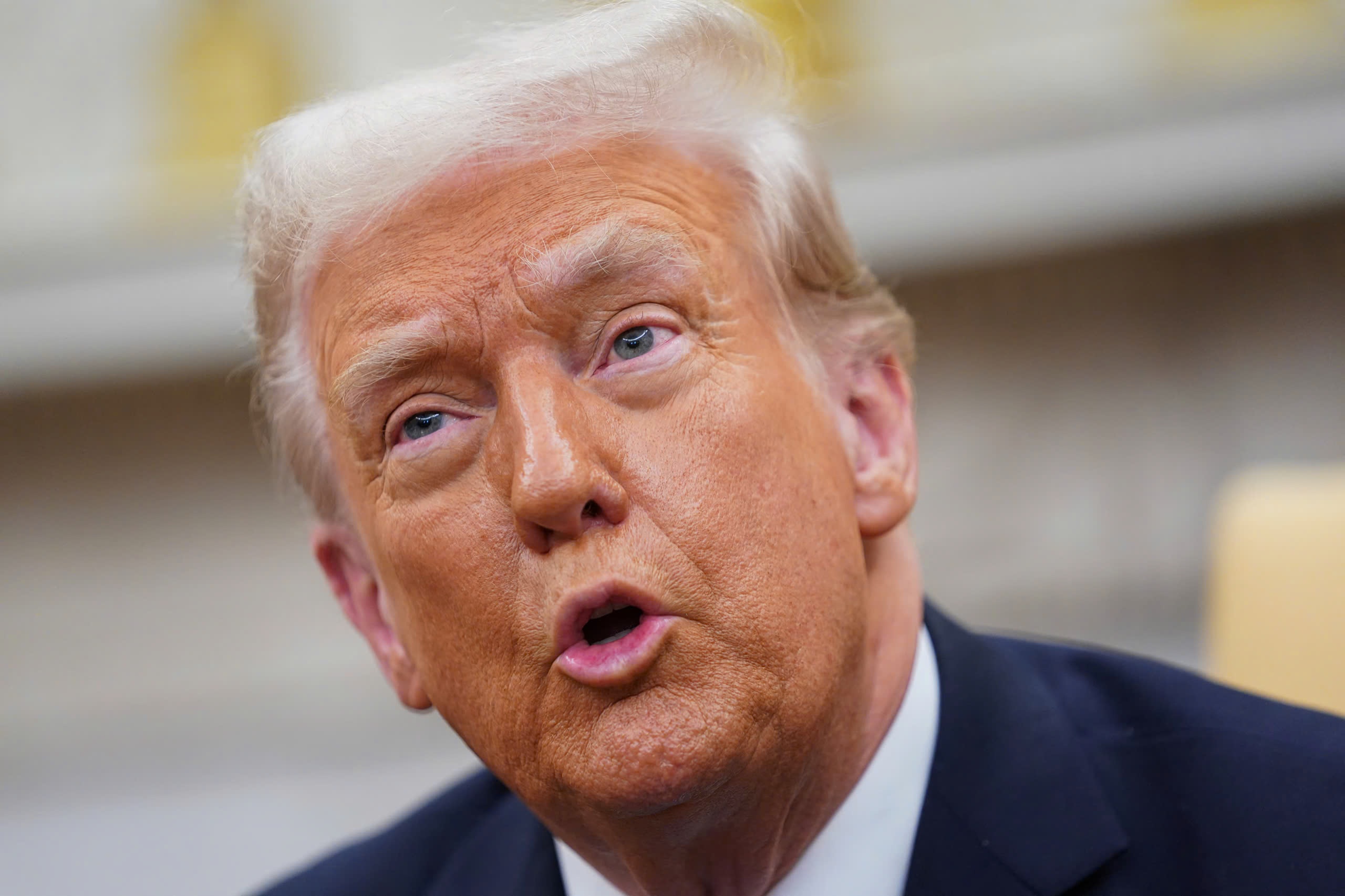 ‘Bao sa thai’ bat dau can quet hang loat co quan lien bang My hinh anh