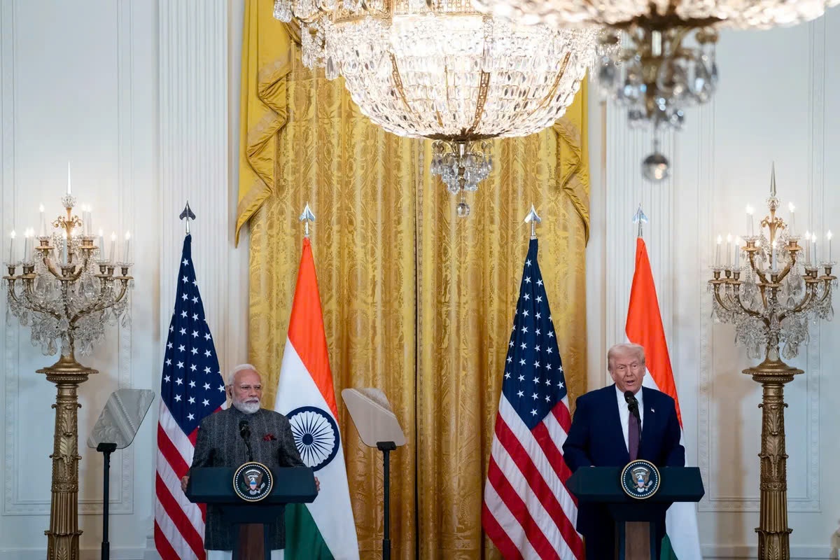 Donald Trump thoa thuan anh 1