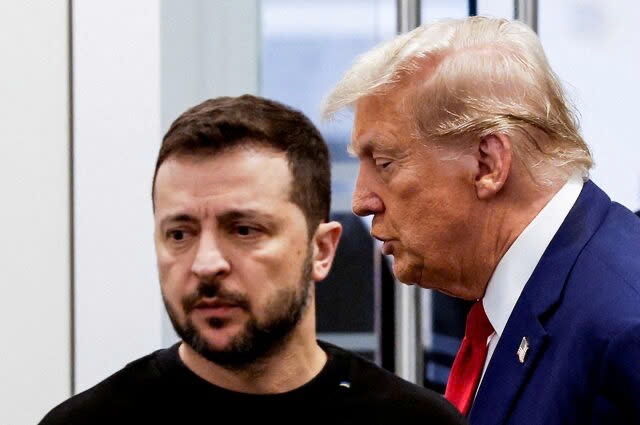 Volodymyr Zelenskiy va Donald Trump anh 1