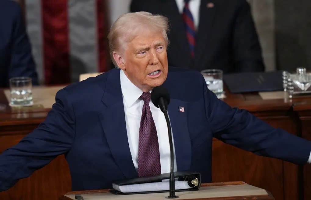 Lanh dao the gioi mat dan kien nhan voi ong Trump? hinh anh