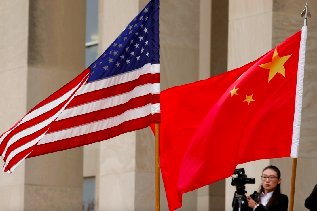 Nhan su chinh phu My o Trung Quoc bi cam yeu duong, quan he tinh duc hinh anh