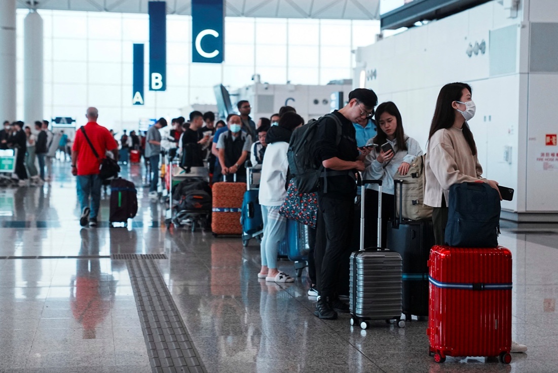 Trung Quoc canh bao nguoi dan ve viec di du lich My giua bao thue quan hinh anh