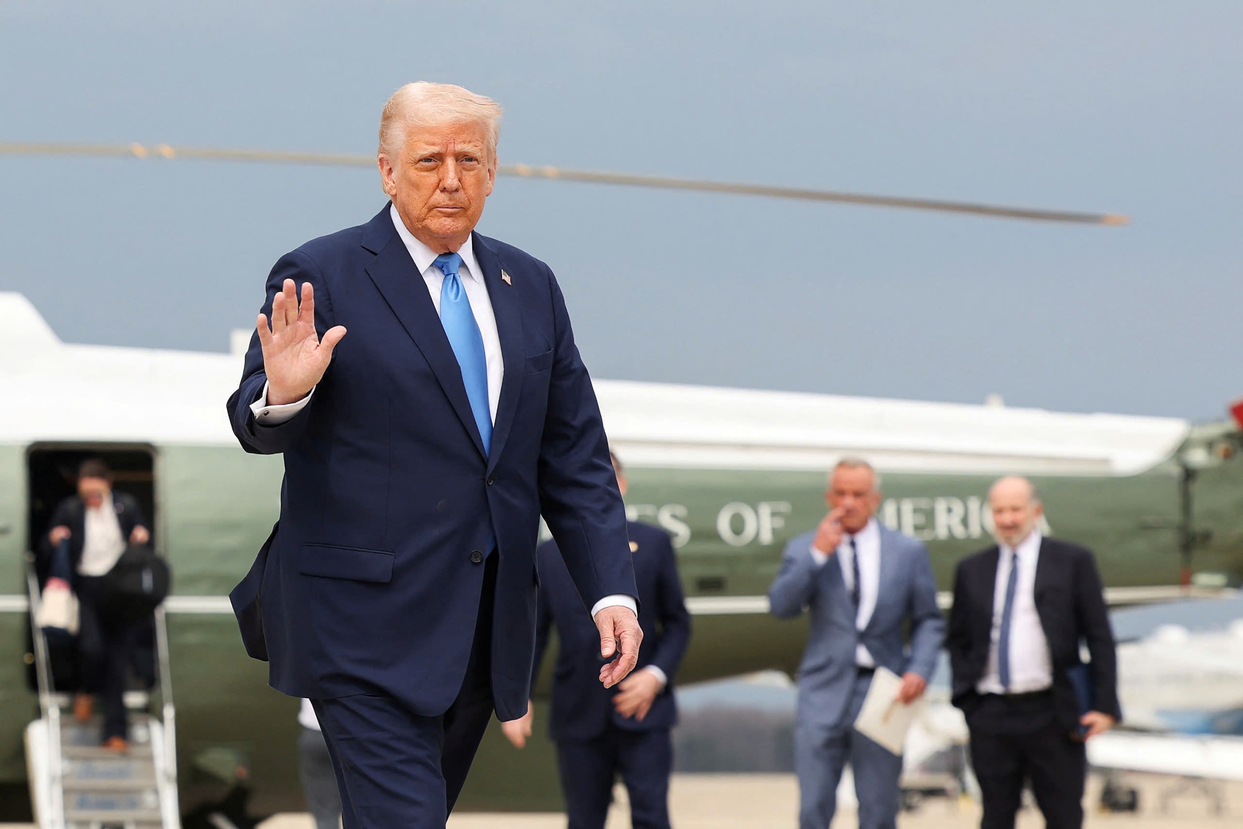 Ong Trump se nhan 'cung dien tren khong' cua Qatar lam chuyen co rieng hinh anh