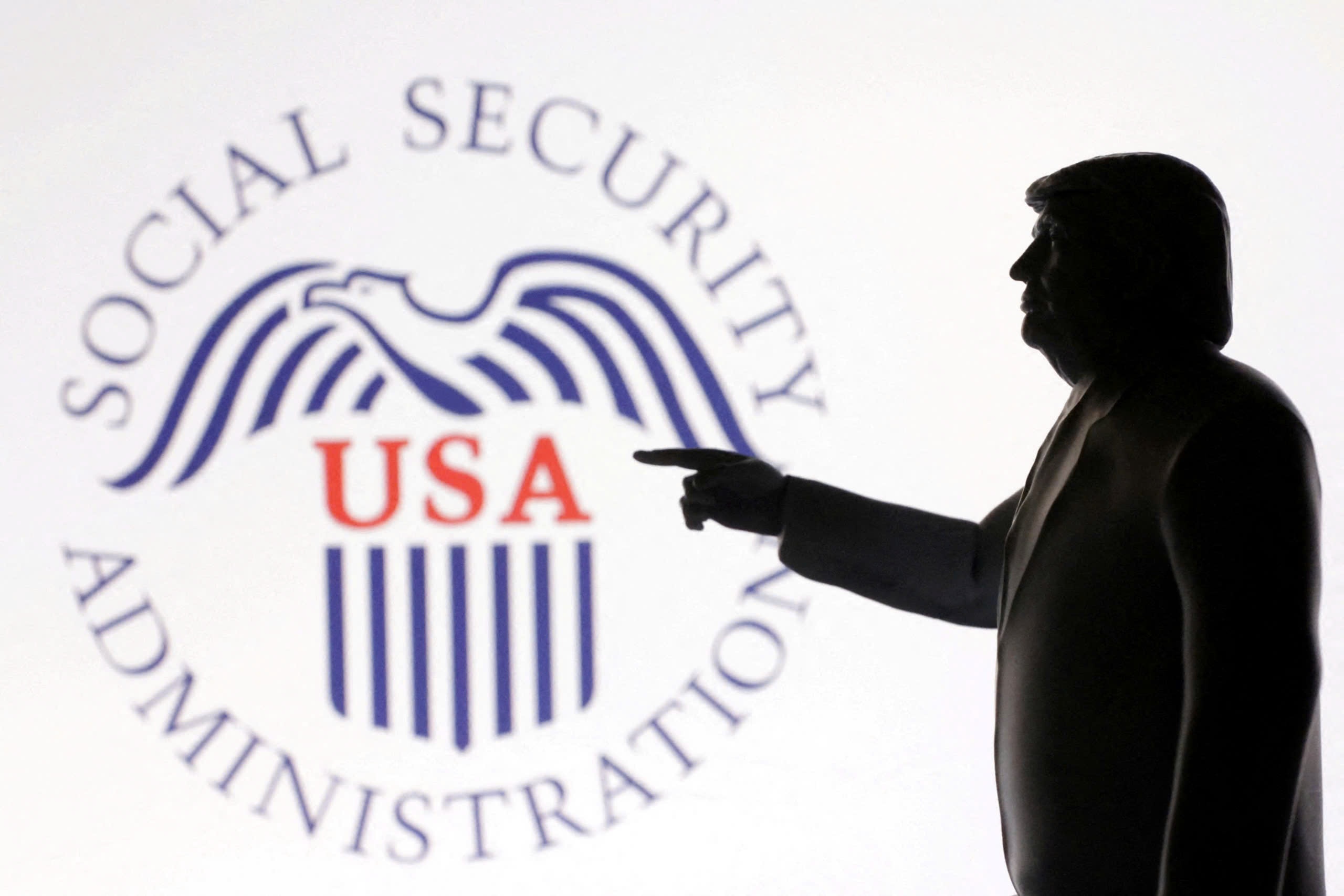 Ven man cach thuc 'ha cap ngam' cua doi ngu ong Trump hinh anh