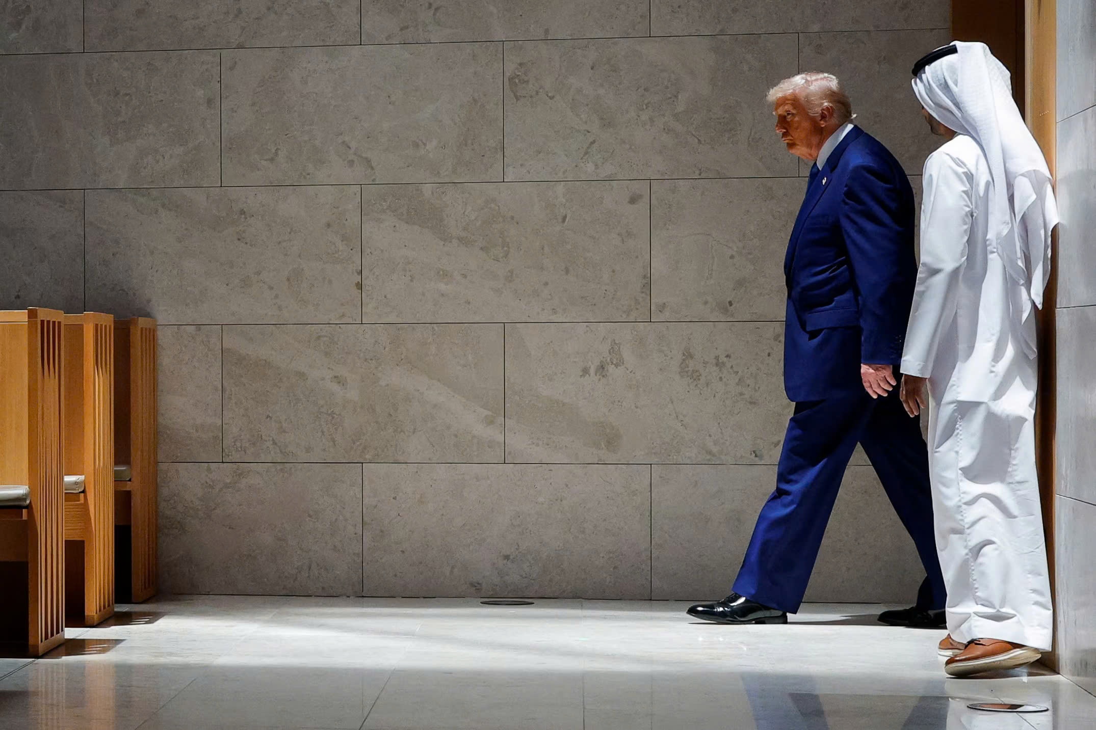 Donald Trump cong du anh 1