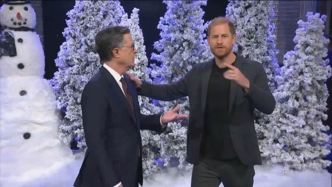 Hoang tu Harry phat ngon soc ve Tong thong Trump hinh anh