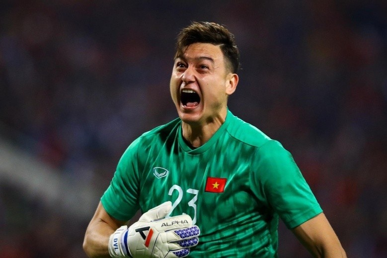 Chi so cua Van Lam duoc cai thien trong FIFA 21 hinh anh