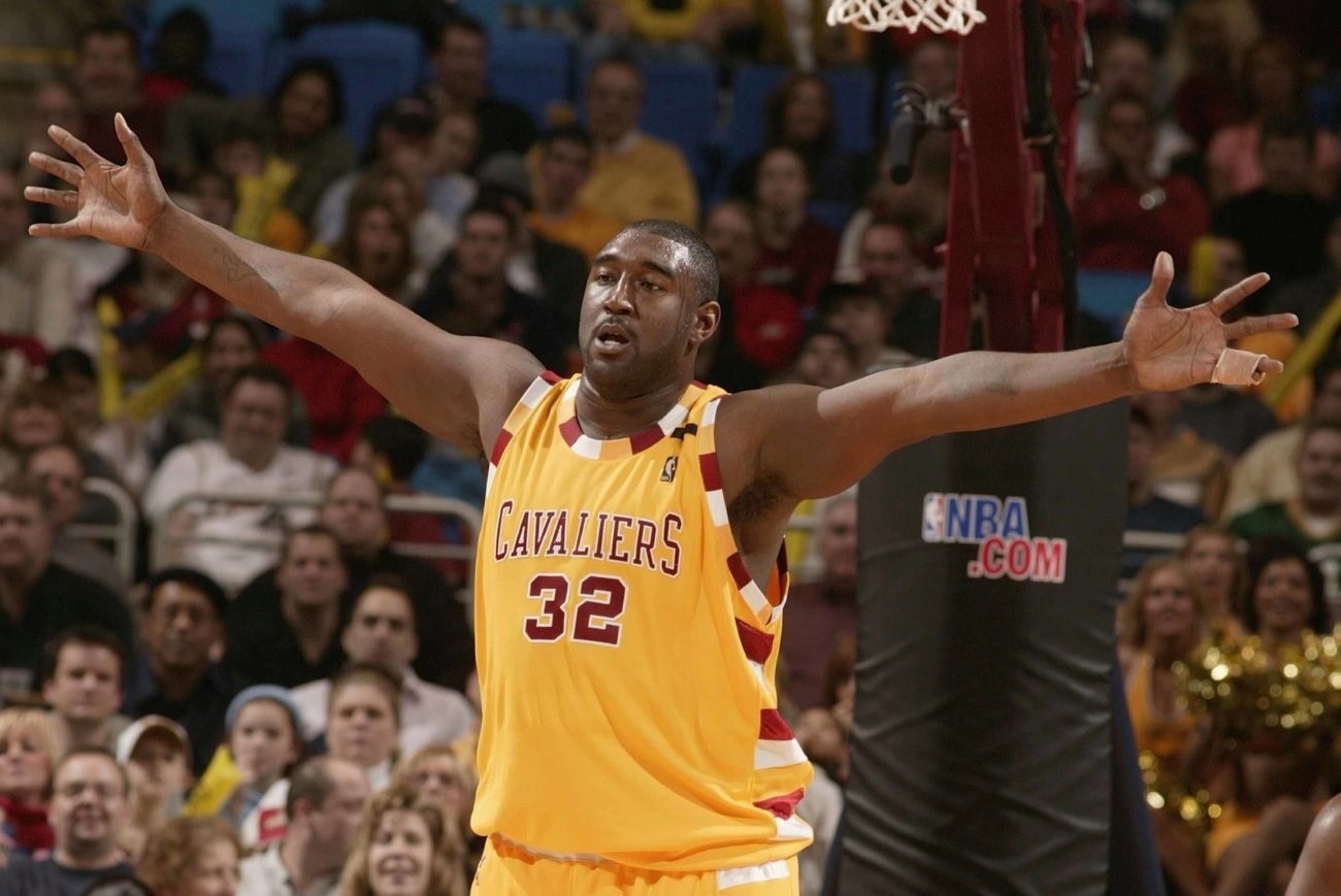 Cau thu NBA nang nhat anh 1