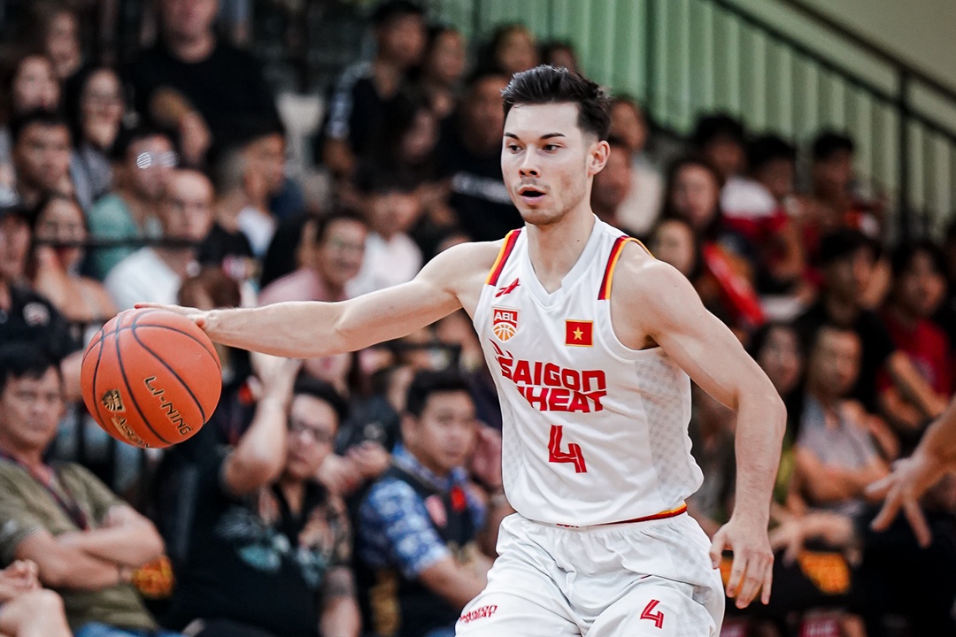 Cau thu bong ro cao hon 2m anh 6