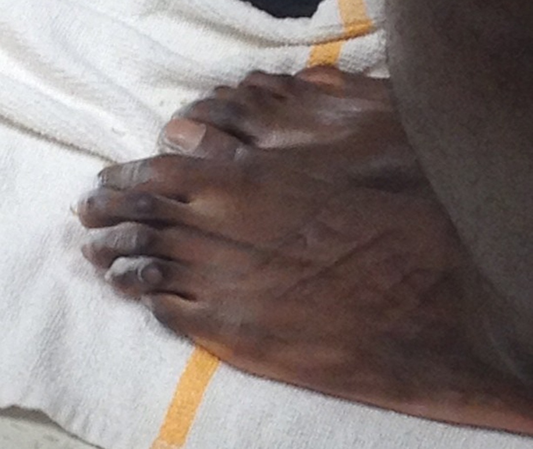 Cau thu bong ro bien dang ngon chan anh 6