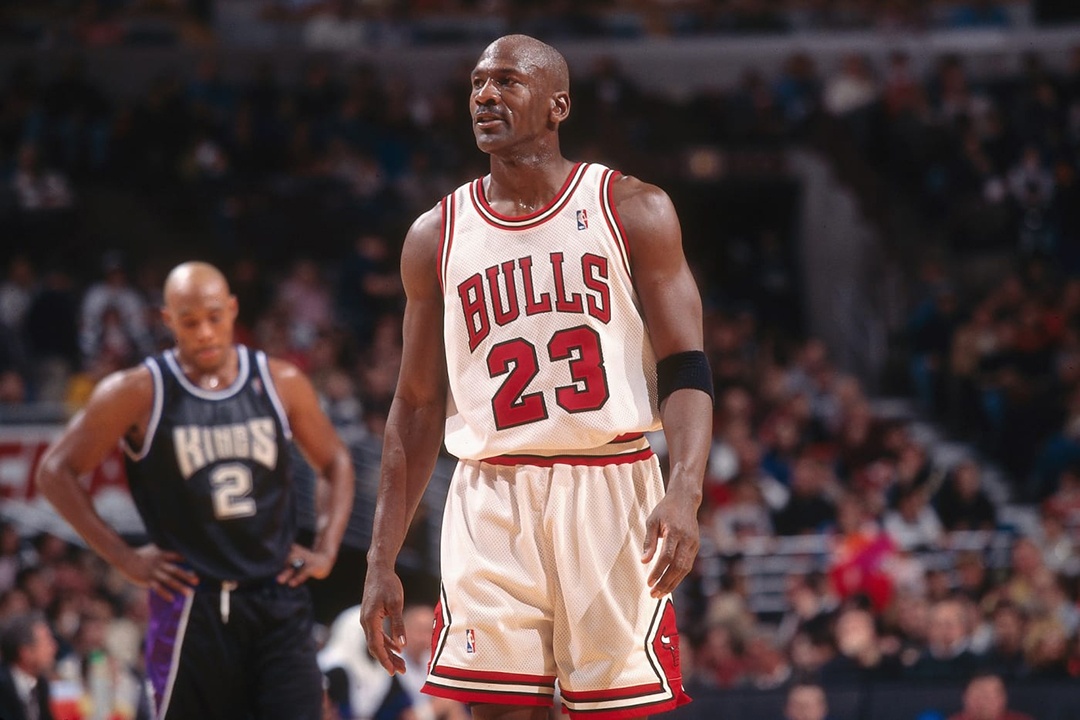 Cau thu bong ro co chieu cao tang dot bien anh 2