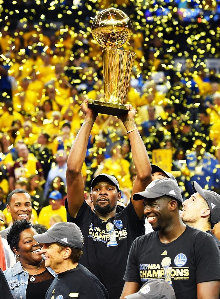 Kevin Durant kẻ phản diện số một lịch sử bóng rổ ảnh 6 Kevin Durant ke phan dien so mot lich su bong ro anh 6