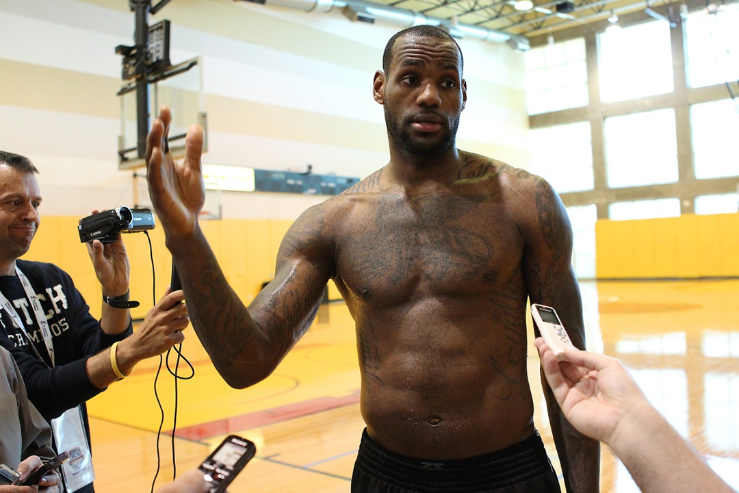 LeBron James chi hon trieu USD moi nam cham soc co the anh 4