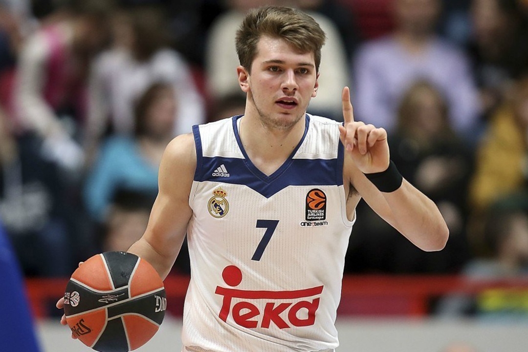 Luka Doncic la ai? anh 5