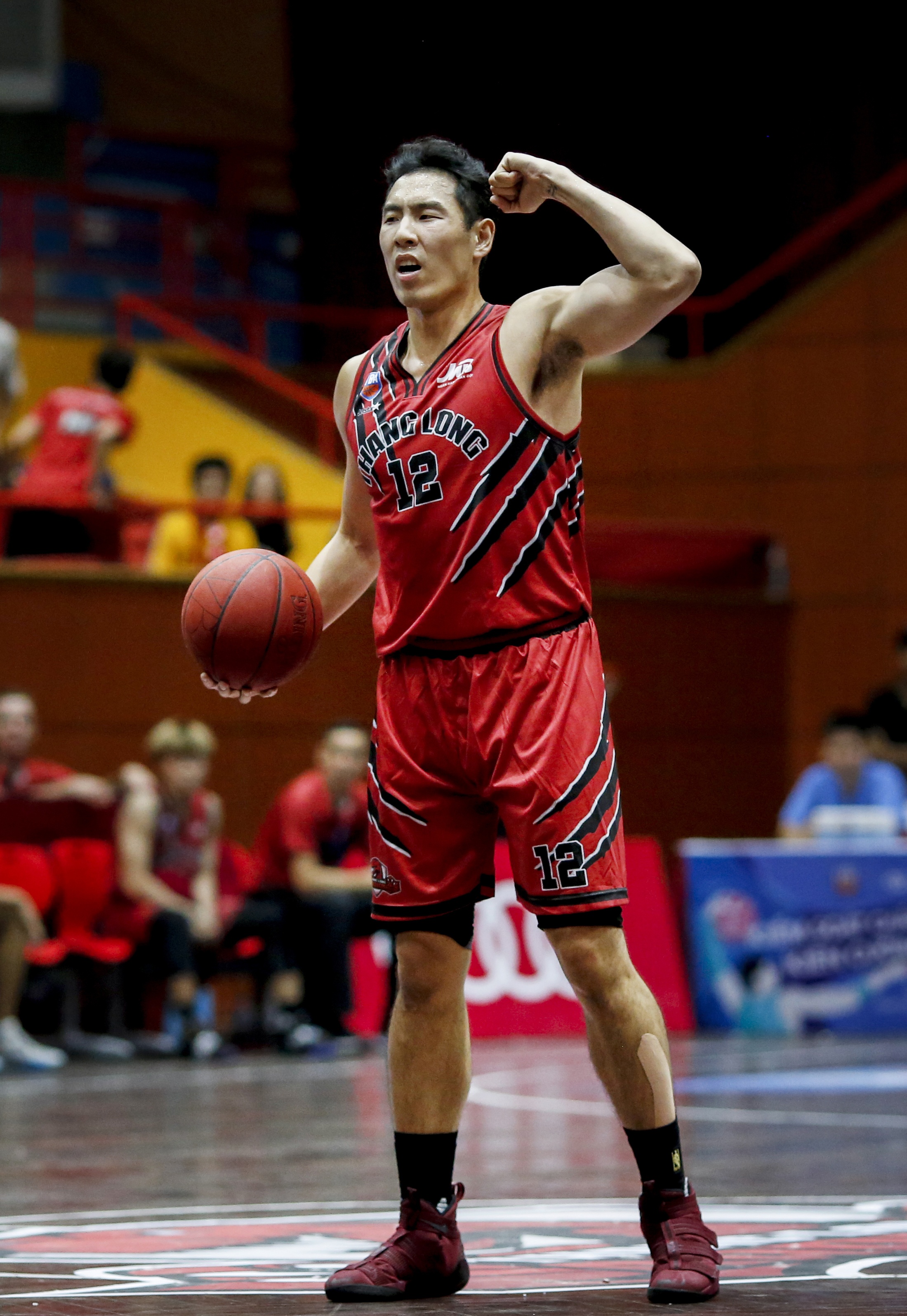 Cầu thủ bóng rổ Justin Young là ai? ảnh 2 Cau thu bong ro Justin Young la ai? anh 2