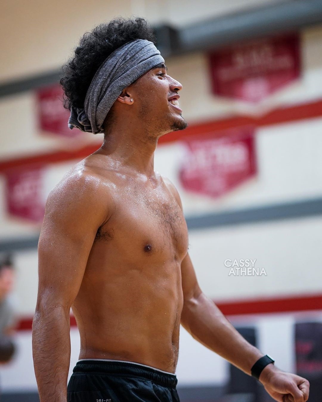 Cầu thủ bóng rổ Việt kiều Christian Juzang ảnh 1 Cau thu bong ro Viet kieu Christian Juzang anh 1