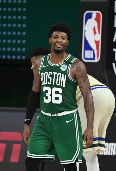 Giannis Antetokounmpo ảnh 8 Giannis Antetokounmpo anh 8