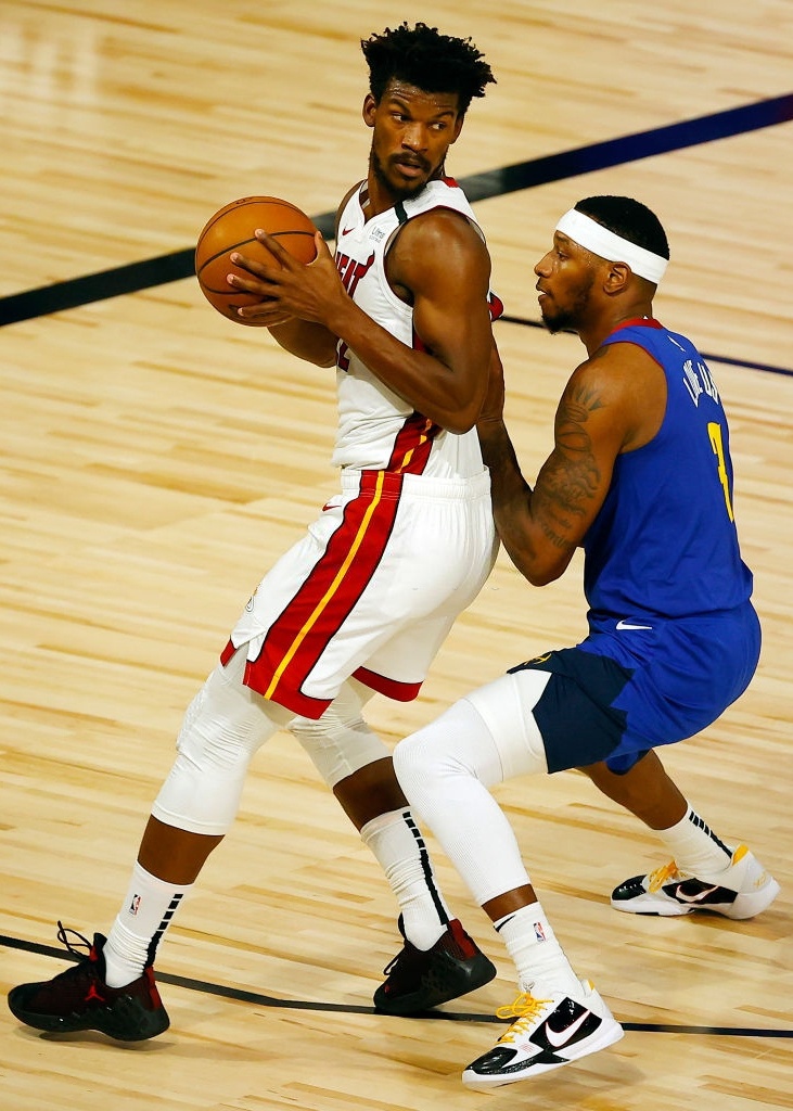 Cầu thủ bóng rổ NBA cao hơn 2 m ảnh 8 Cau thu bong ro NBA cao hon 2 m anh 8