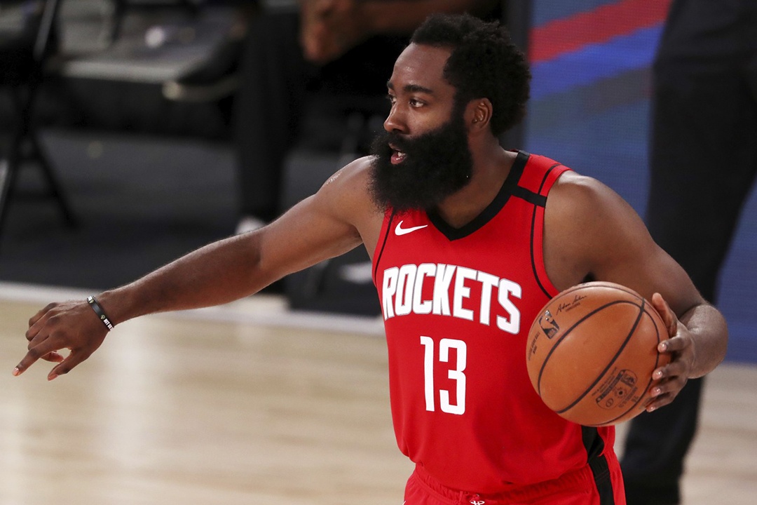James Harden thi dau bung no trong tran cau hon 300 diem hinh anh