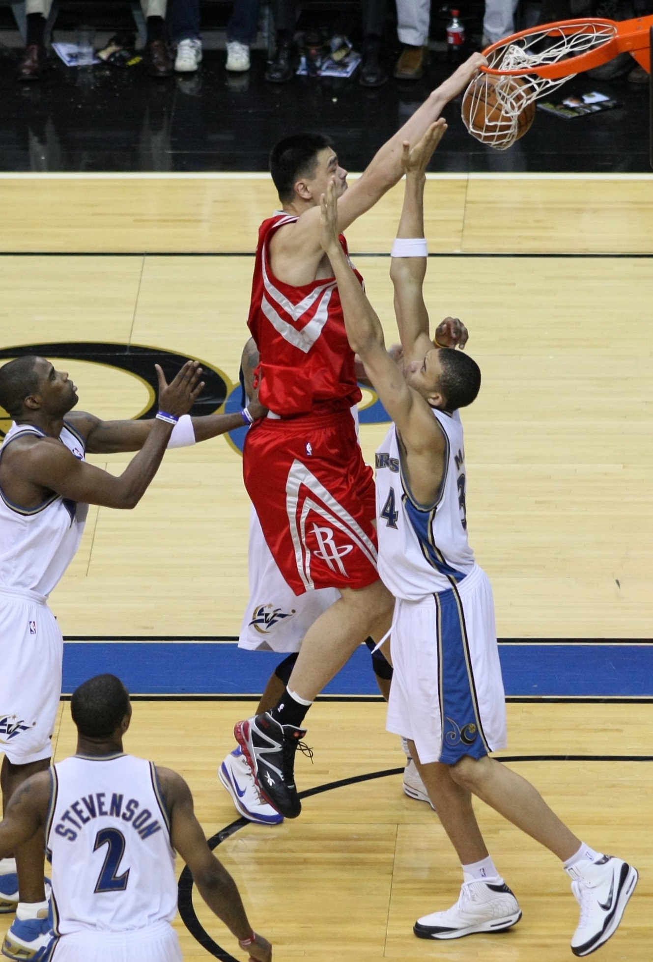 Cau thu bong ro NBA tai nang hong su nghiep vi chan thuong anh 6