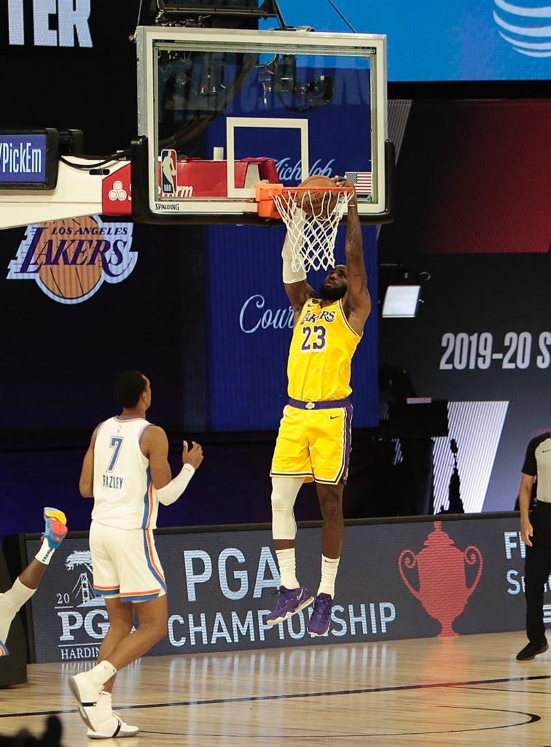 LeBron James hat vang doi thu de up ro anh 3