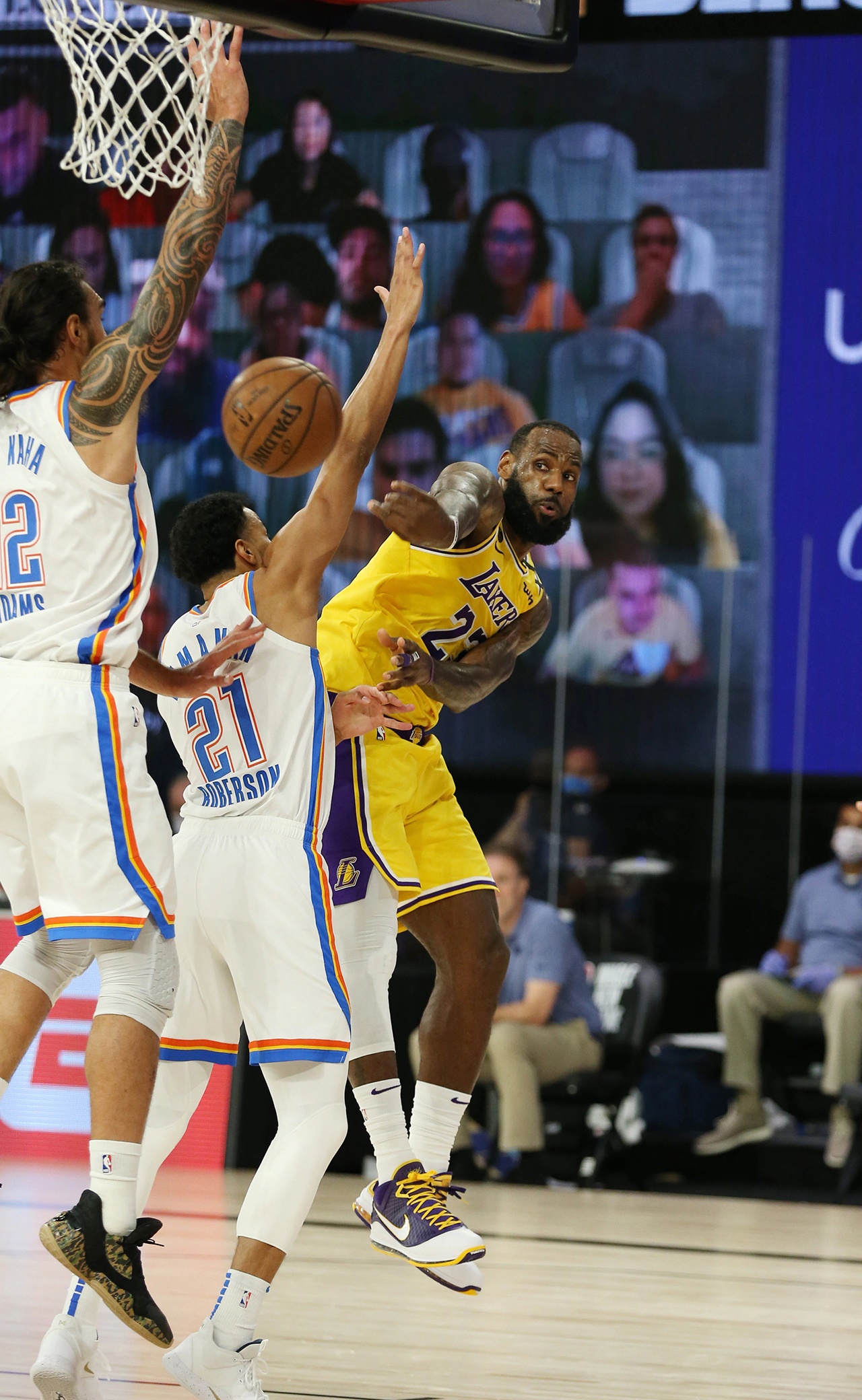 LeBron James hat vang doi thu de up ro anh 5