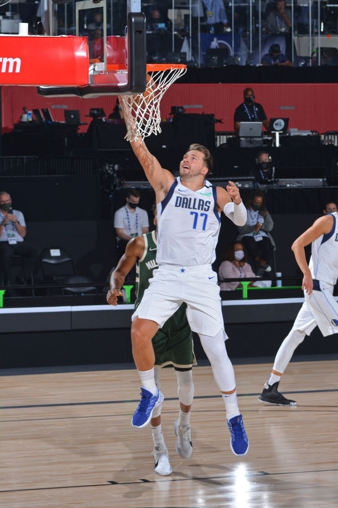 Luka Doncic phá kỷ lục Michael Jordan ảnh 9 Luka Doncic pha ky luc Michael Jordan anh 9