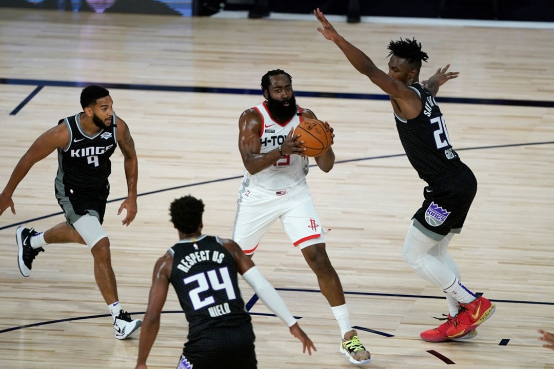 James Harden dao bong toc do anh 1