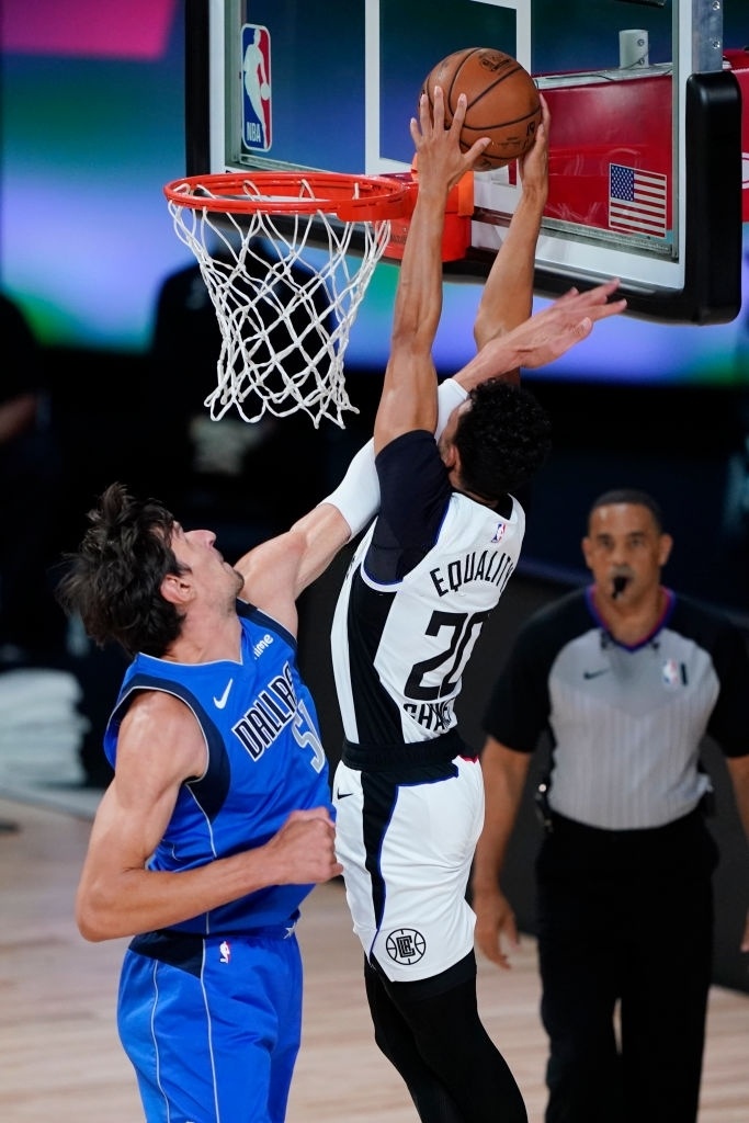 trung phong cao 2, 24 m anh 2