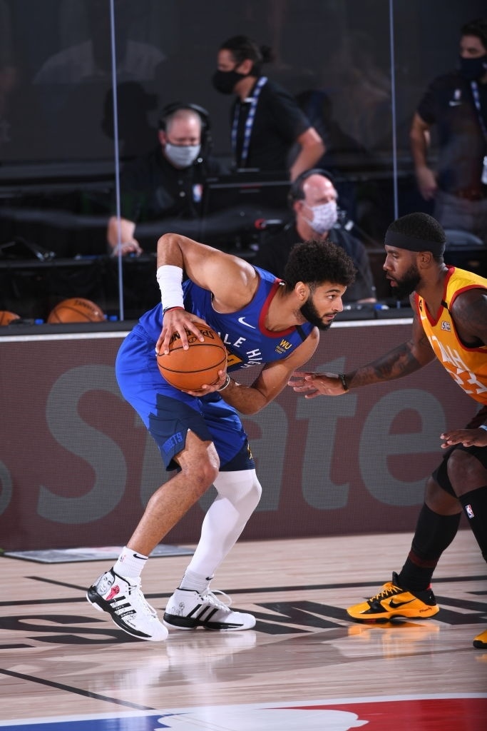 Sao bóng rổ nặng 115 kg húc ngã đối thủ ảnh 5 Sao bong ro nang 115 kg huc nga doi thu anh 5