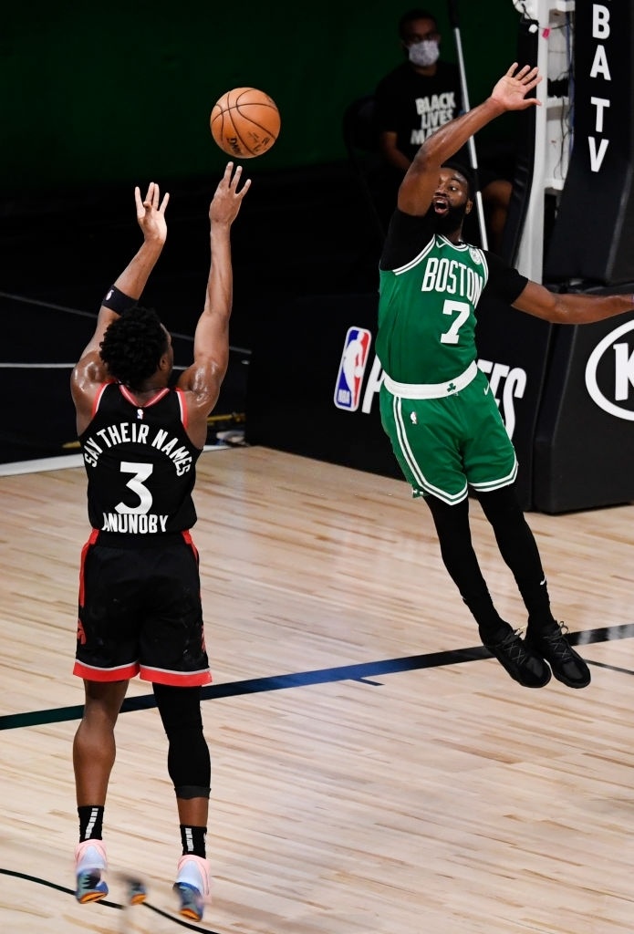 OG Anunoby tung cu buzzer-beater anh 1