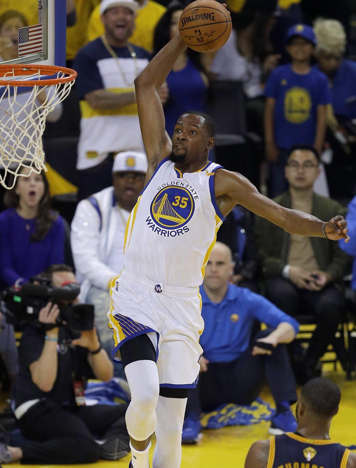 Cầu thủ bóng rổ toàn diện ảnh 5 Cau thu bong ro toan dien anh 5