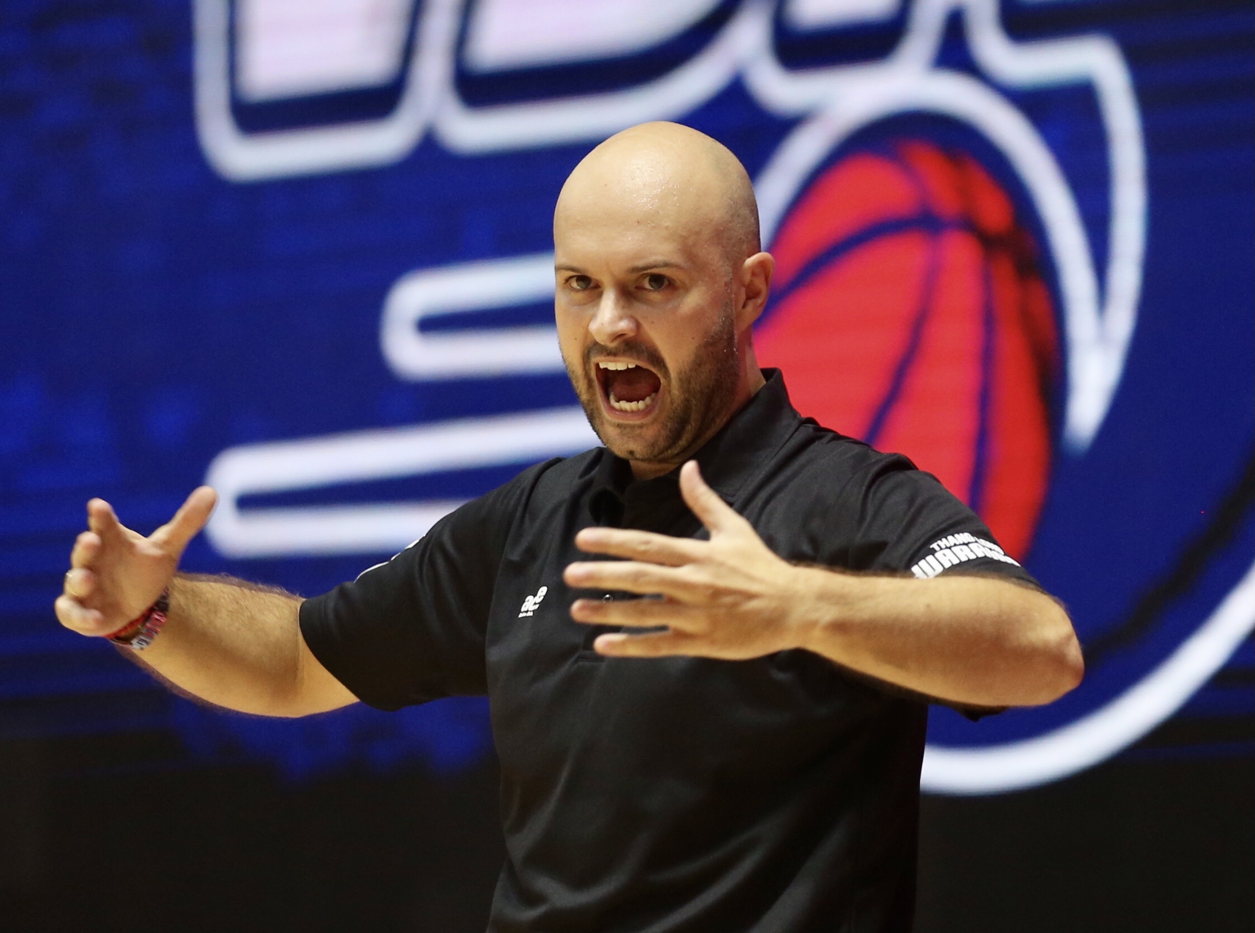 Christian Juzang anh 6