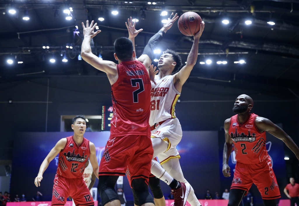 Cau thu Viet kieu Christian Juzang anh 3