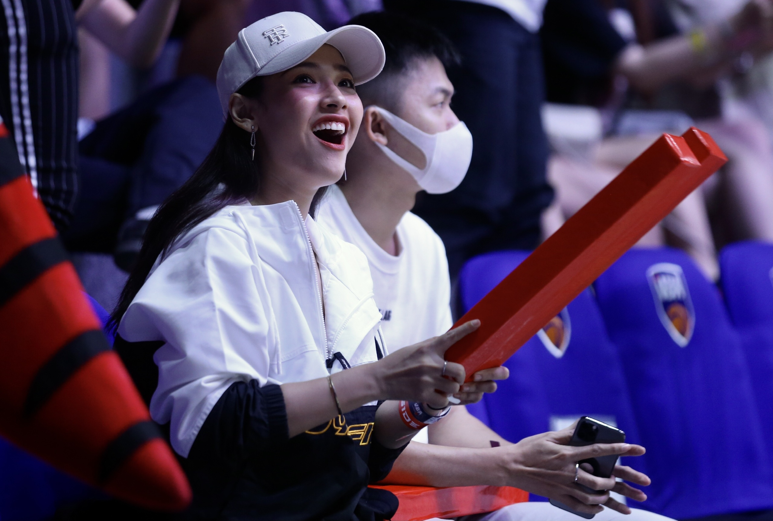 Nguoi noi tieng dam me bong ro anh 6