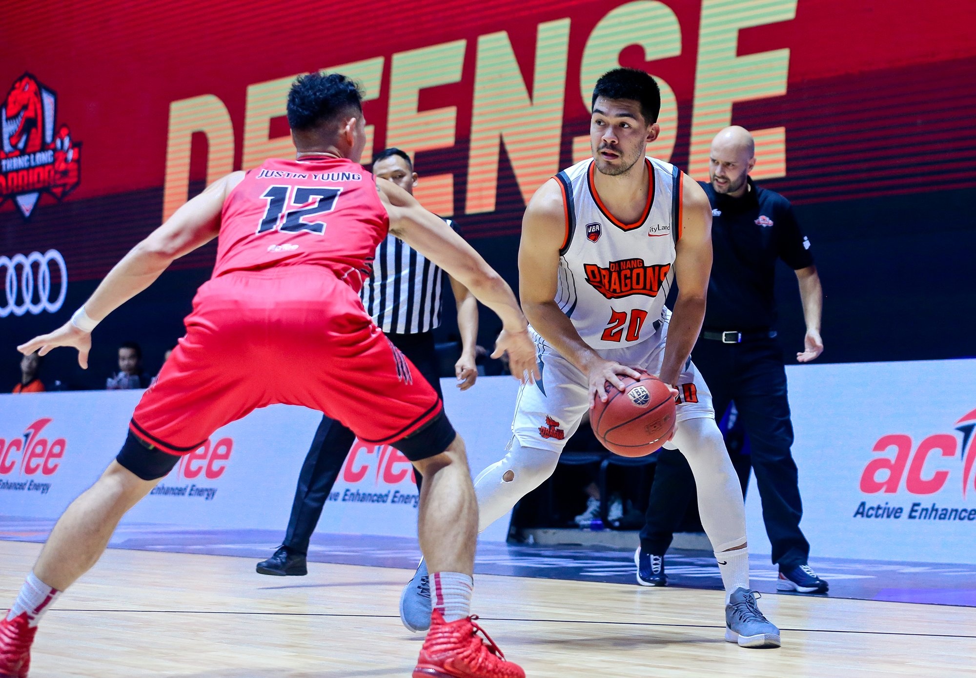 Chris Dierker giai nghe anh 1