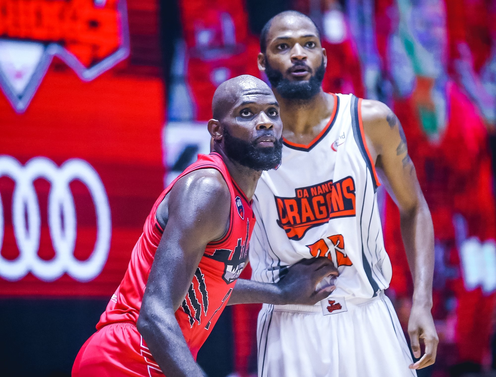 Ngoai binh Thang Long Warriors noi nong anh 5