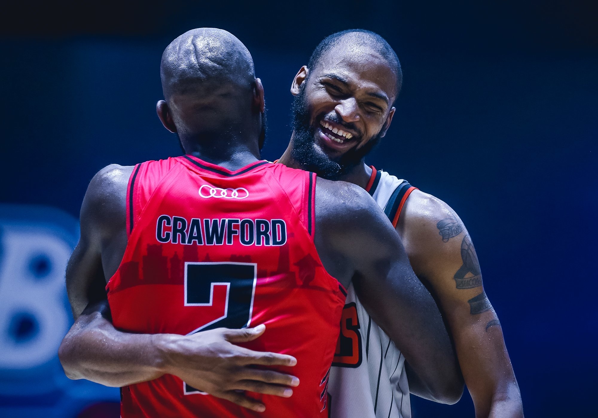 Ngoai binh Thang Long Warriors noi nong anh 6