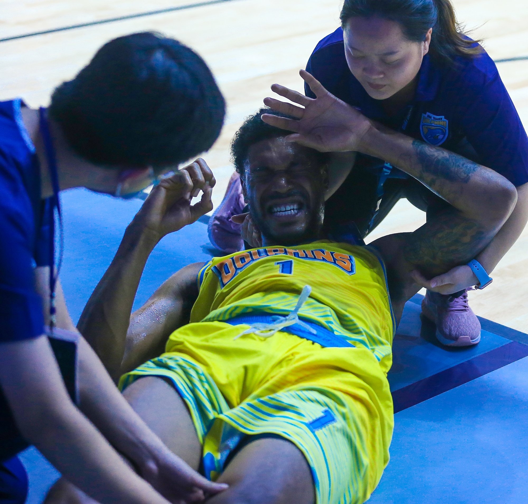 Ngoai binh VBA chan thuong anh 5