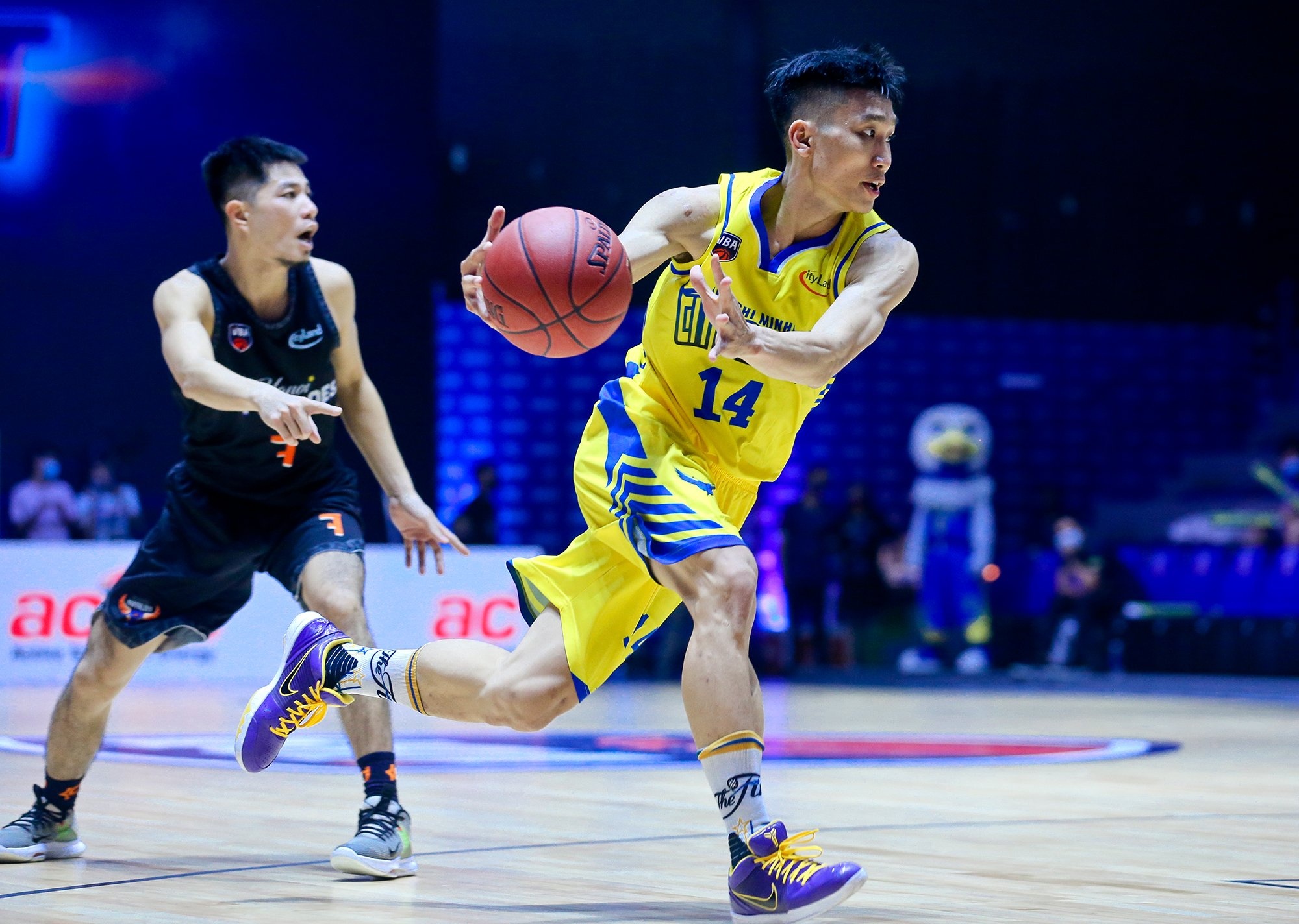 Ngo Tuan Trung buc xuc trong tai anh 8