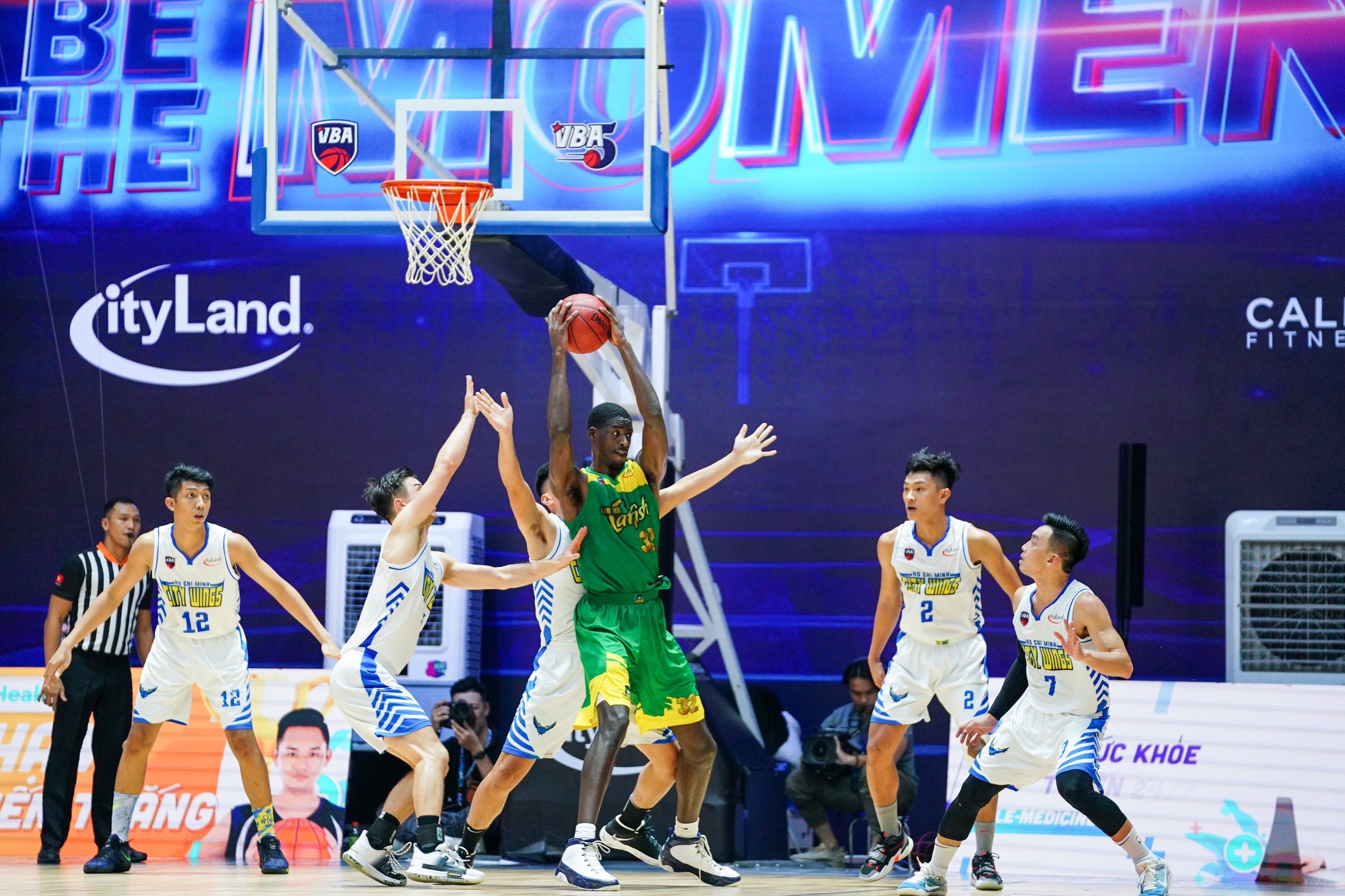 Trung phong Cantho Catfish anh 4