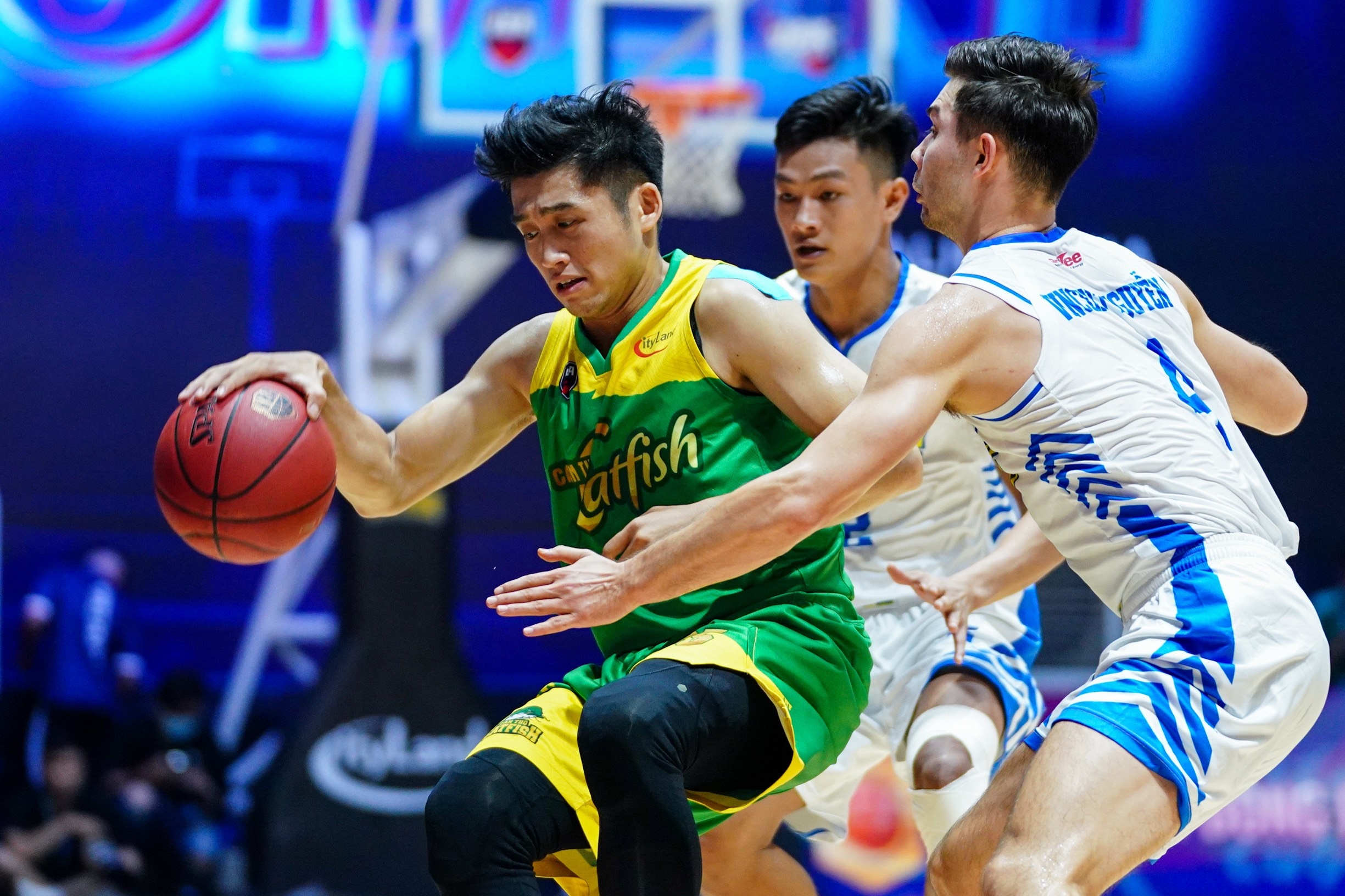 Trung phong Cantho Catfish anh 8