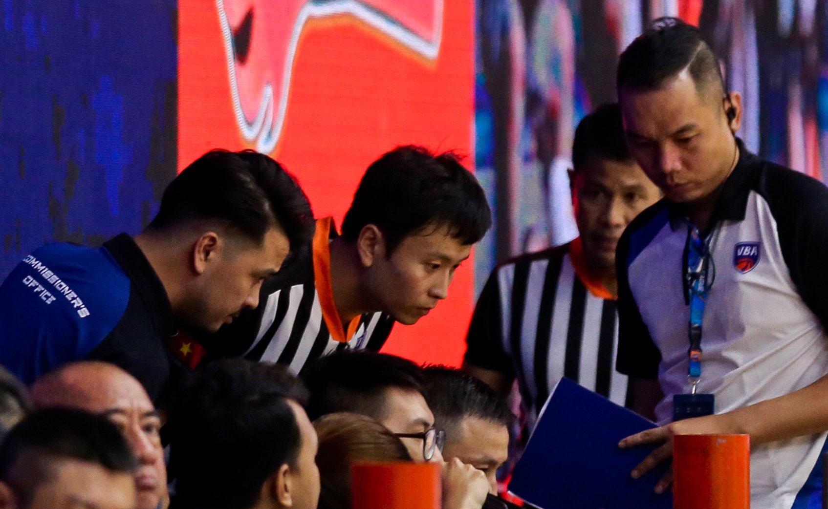 Trong tai Han Quoc VBA anh 1