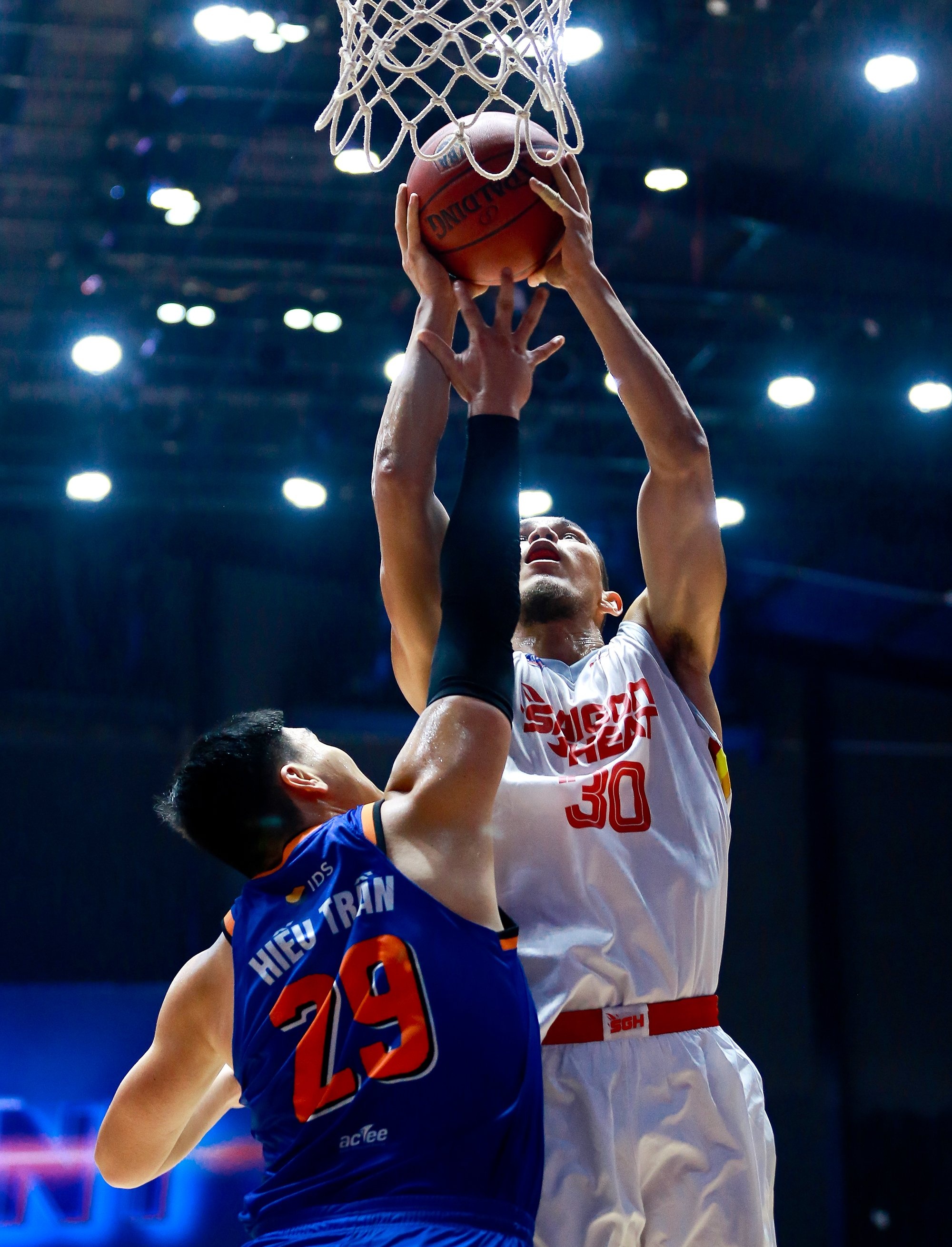 Cau thu Viet kieu Christian Juzang anh 11