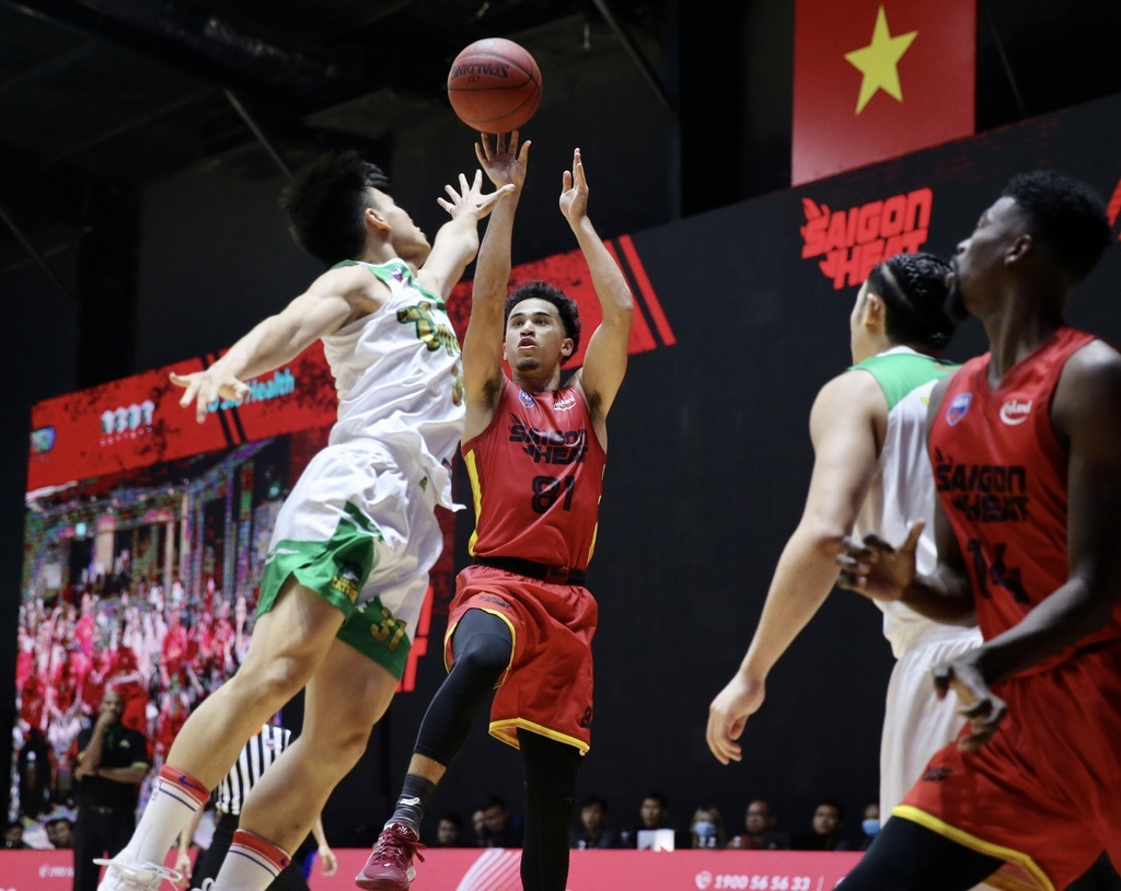 Cau thu Viet kieu Christian Juzang anh 5