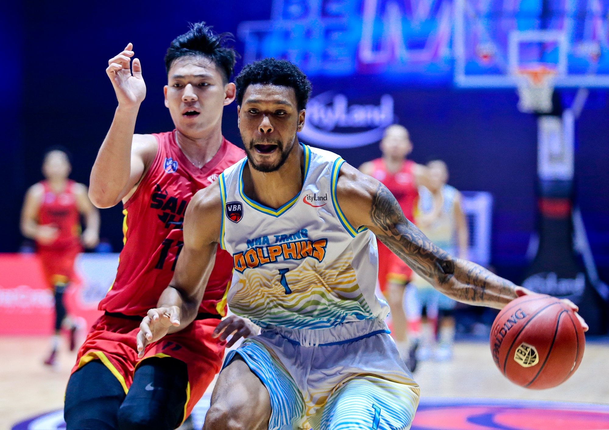 Cau thu bong ro Viet kieu anh 6