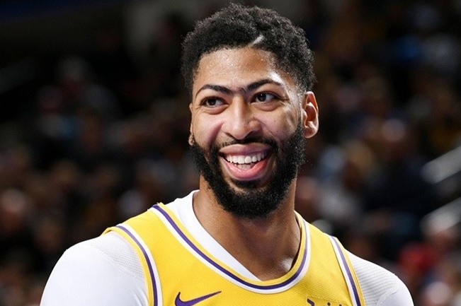 Sao NBA tu choi muc luong 28,7 trieu USD/nam cua Lakers hinh anh