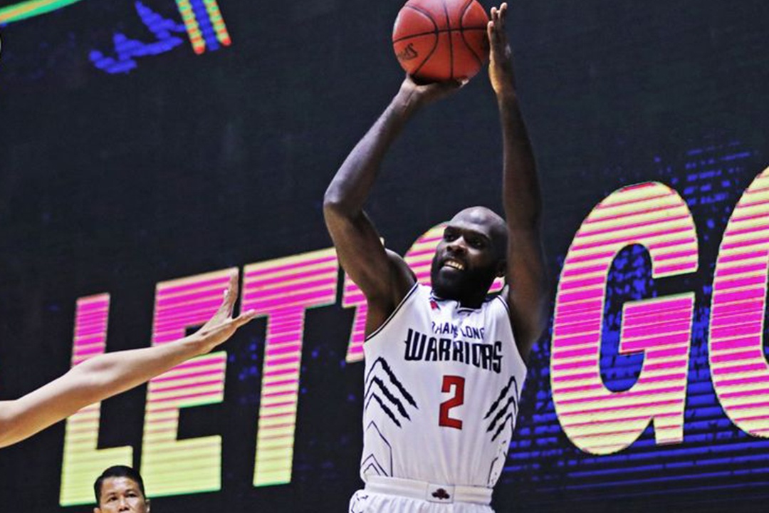 Crawford ghi 31 diem trong tran thang cua Warriors hinh anh