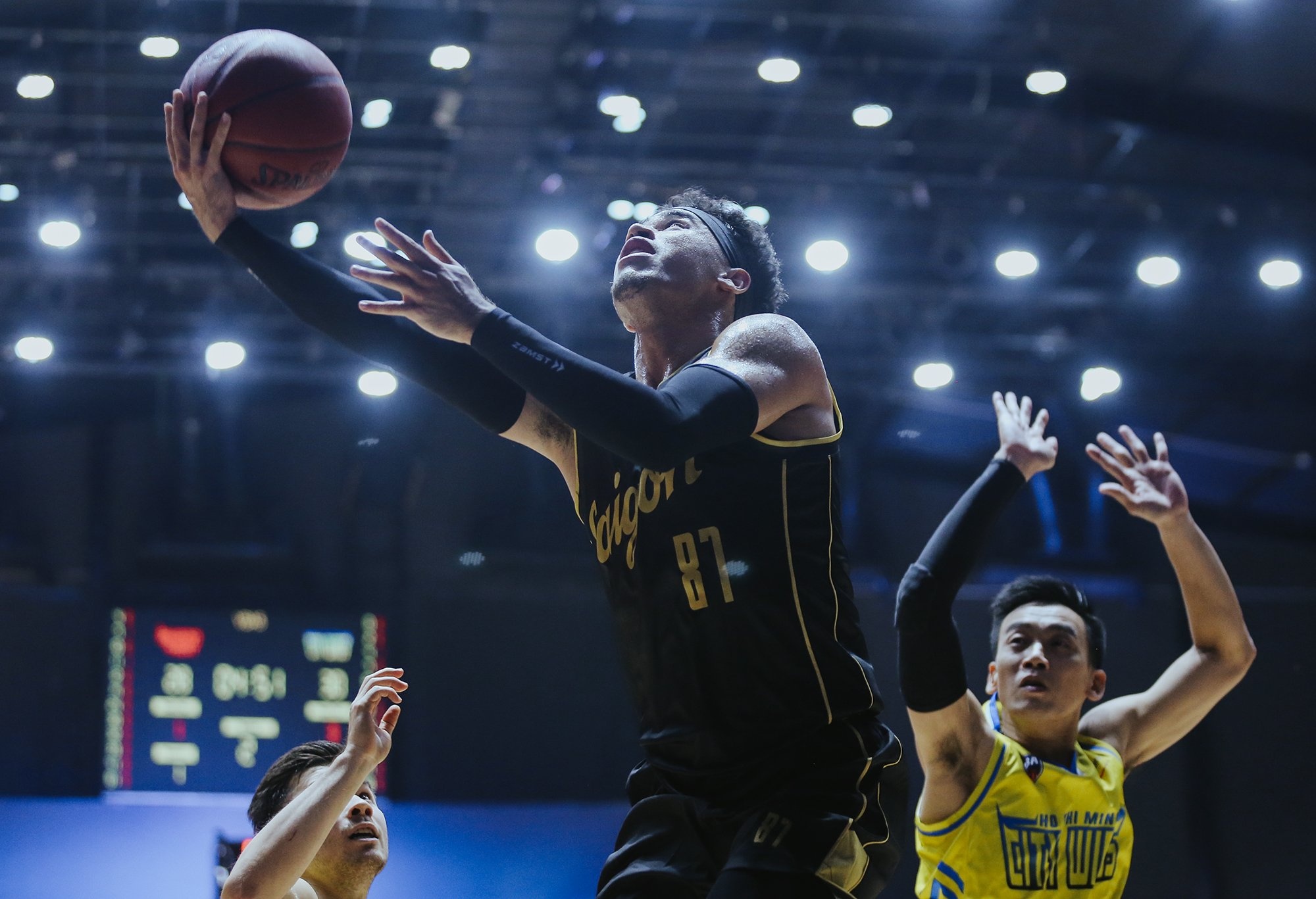 Cau thu bong ro Viet kieu Christian Juzang anh 2