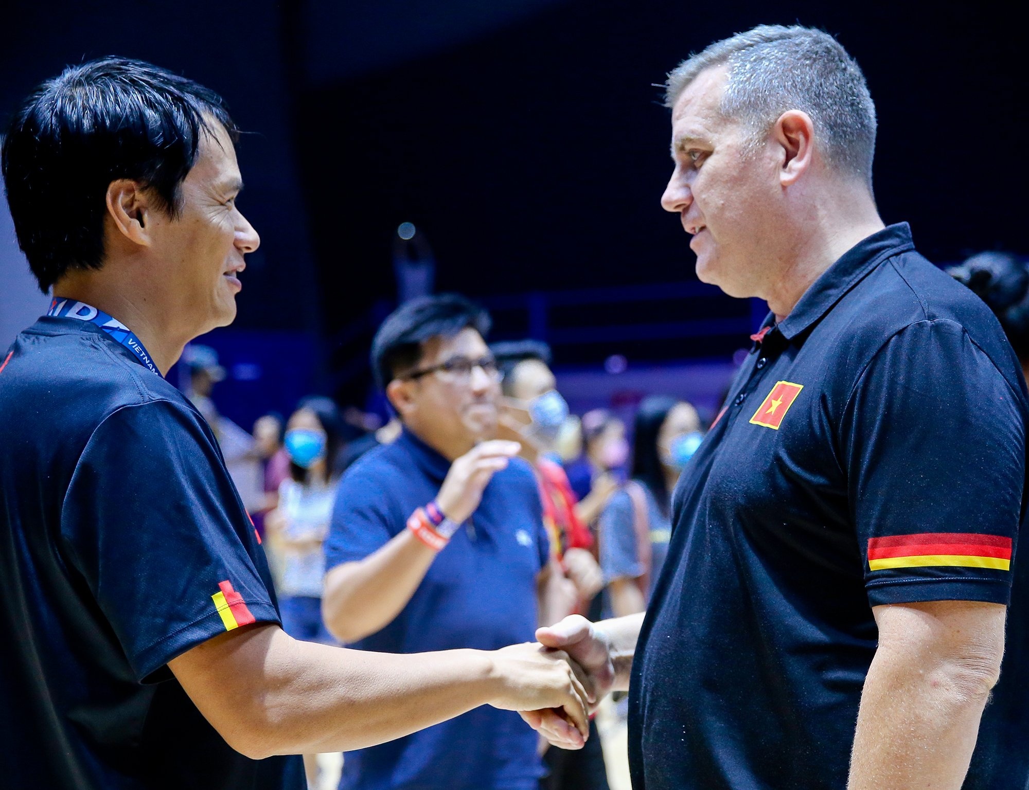 Saigon Heat vo dich vong bang VBA anh 3